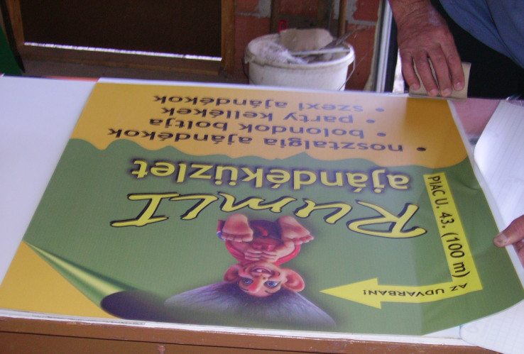 Felirat, rekl�mfelirat - kas�roz�s, lamin�l�s - 003