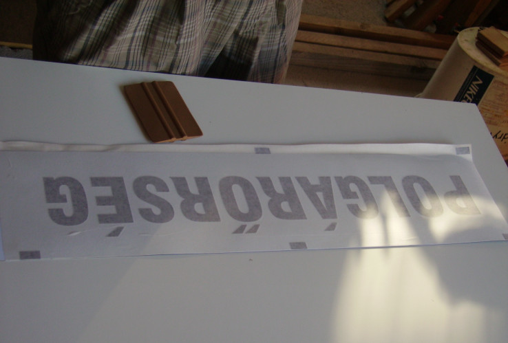 Felirat, rekl�mfelirat - matrica-c�mke, bet�kiv�g�s - 004