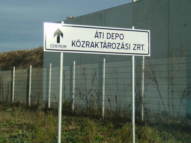 Inform�ci�s t�bla - Telephelyre utal� t�bla - 004